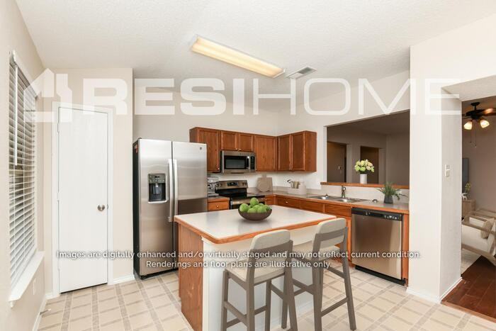 8020 Whitney Ln - Photo 2 of 18