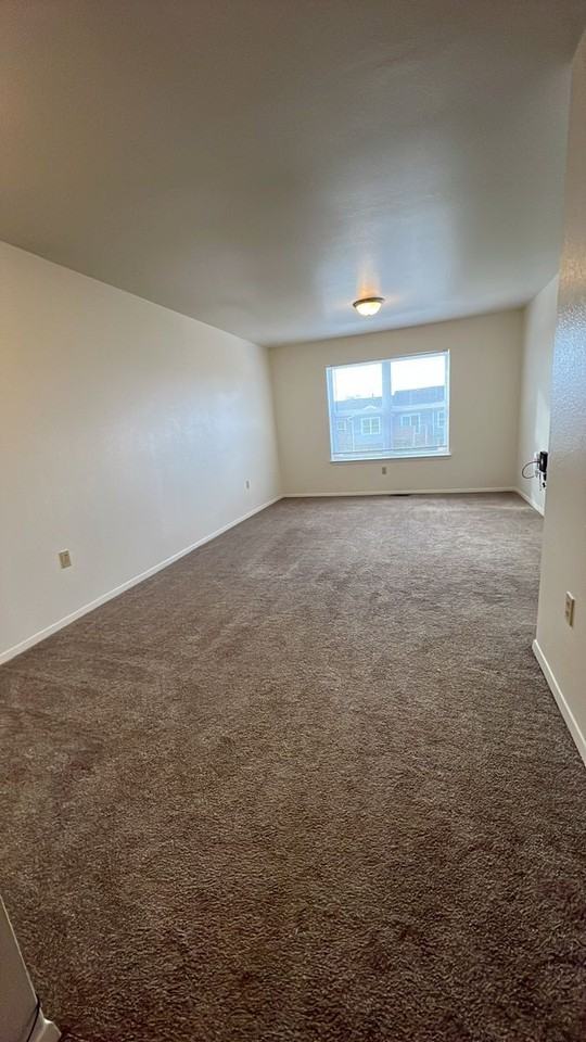 285 Dunn Ct - Photo 5 of 9