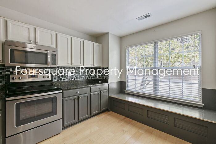 203 Virens Dr - Photo 5 of 21