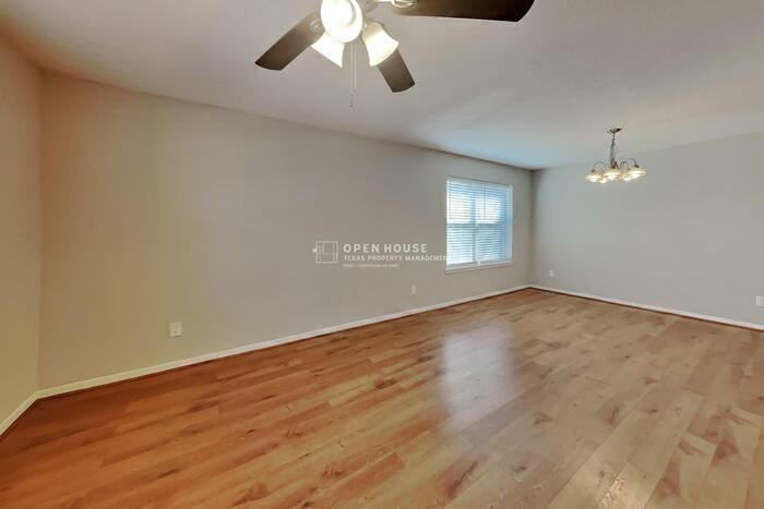 12607 Clabury Ct - Photo 5 of 23
