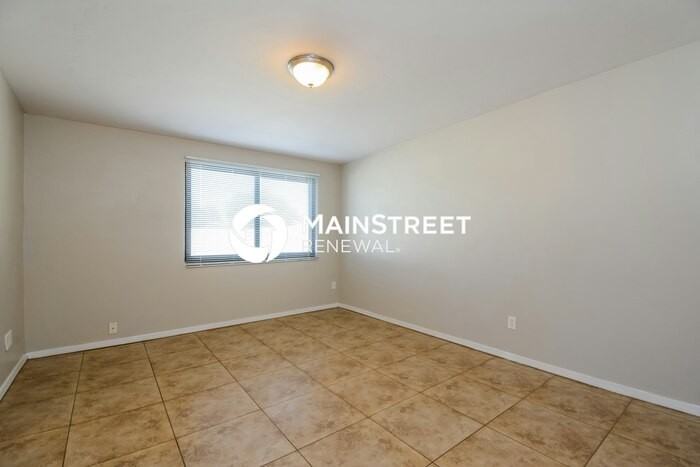 223 W Mossman Rd - Photo 6 of 16