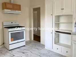 featured image of 324 N 2nd St #B