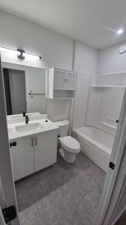 831 5th Avenue North #1 - Photo 4 of 8