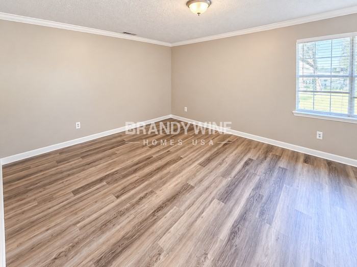 1945 Banks Way - Photo 5 of 22