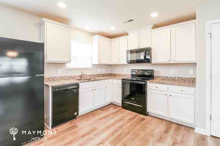 4008 Everest Dr - Photo 7 of 13