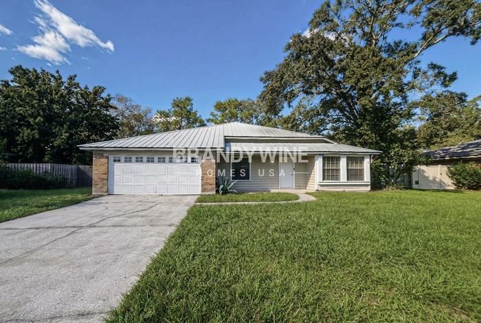 8077 Springtree Rd - Photo 2 of 20