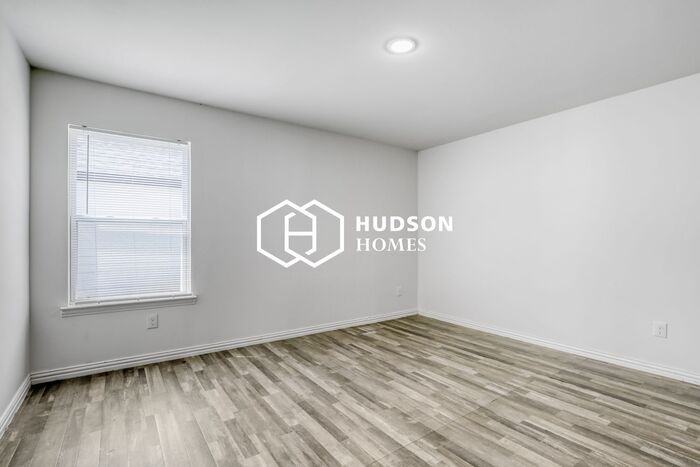 3105 W Rose St - Photo 7 of 14