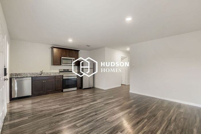 803 W French Ave #B - Photo 6 of 14