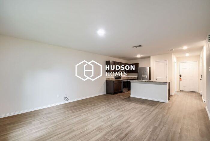 9029 Madera Rd - Photo 4 of 15