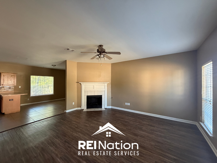 7745 Wolf Hollow Dr - Photo 3 of 26