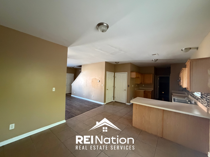 7745 Wolf Hollow Dr - Photo 5 of 26