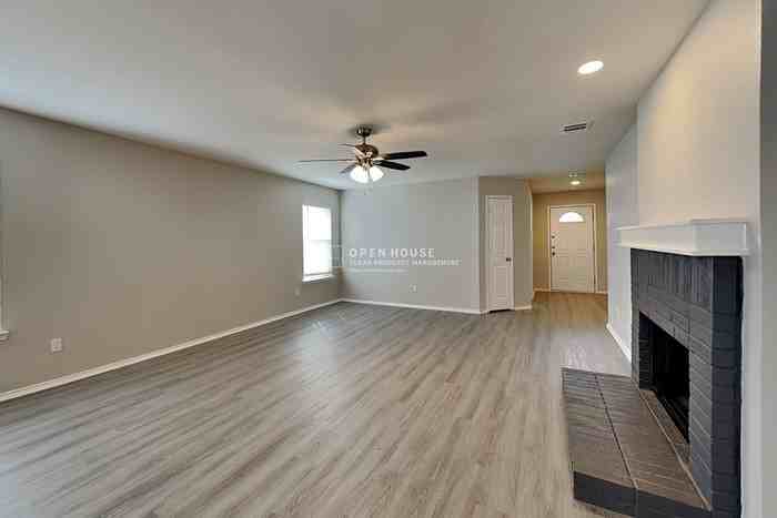 4629 Pangolin Dr - Photo 5 of 20