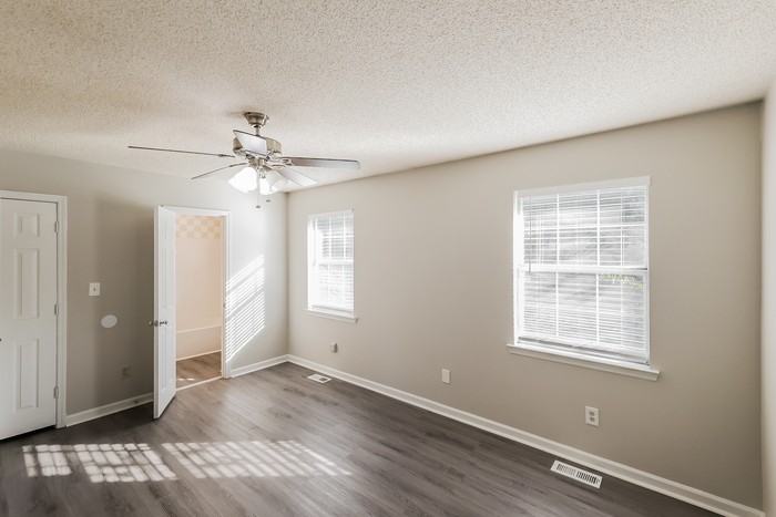 2824 Valley Dr - Photo 6 of 11