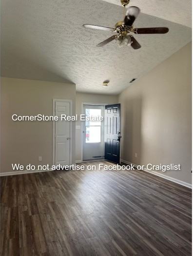 388 Northwoods Dr - Photo 4 of 19