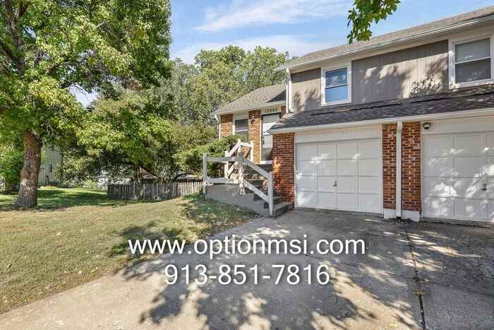 12808 S Arapaho Dr - Photo 2 of 27