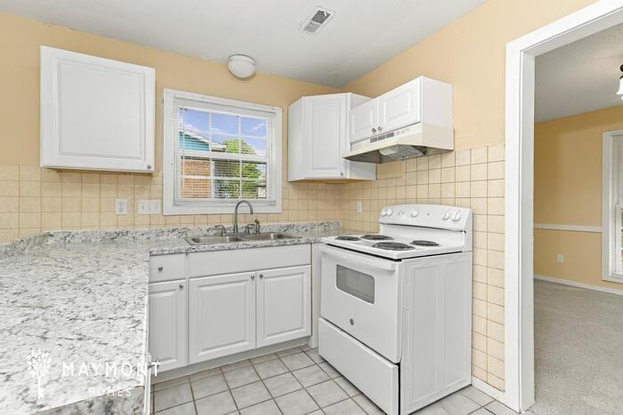 317 Cheltenham Dr - Photo 7 of 15