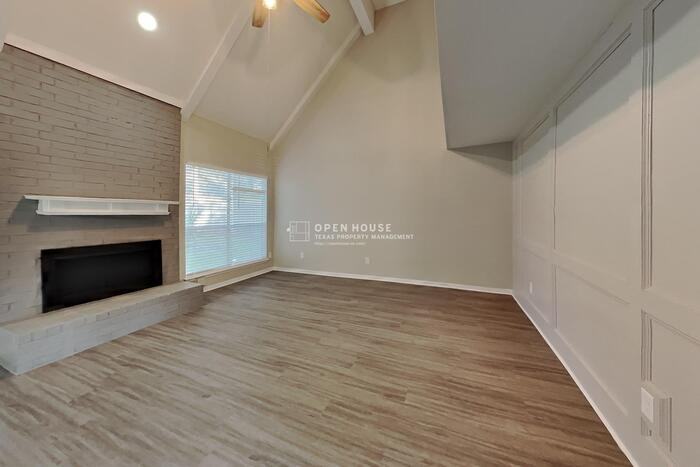 3303 Knoll Manor Dr - Photo 7 of 25