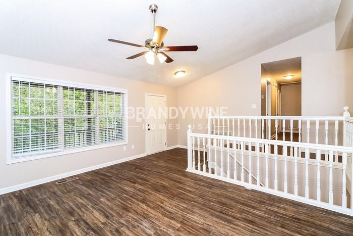 48 Gina Ct - Photo 6 of 23