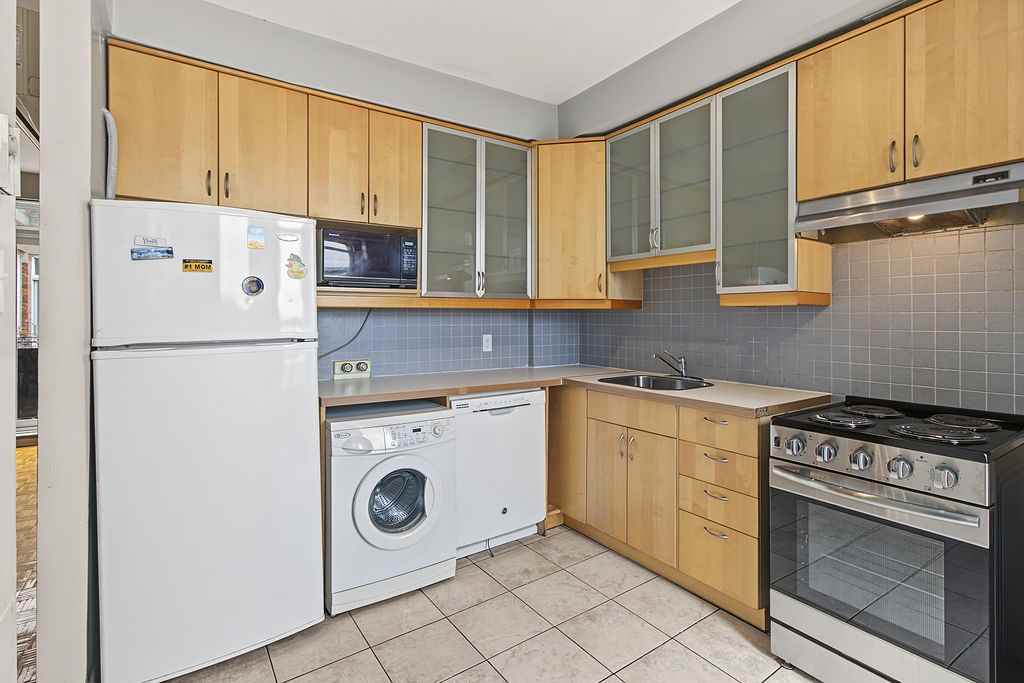 3611 Boulevard Décarie #300 - Photo 5 of 11