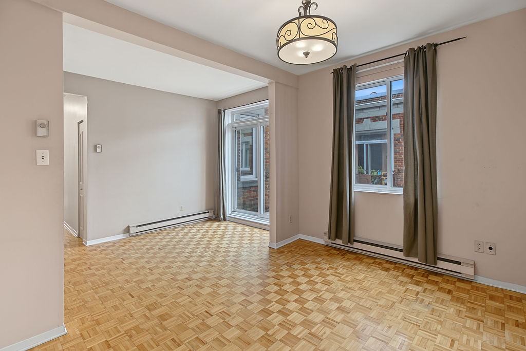 3611 Boulevard Décarie #300 - Photo 2 of 11
