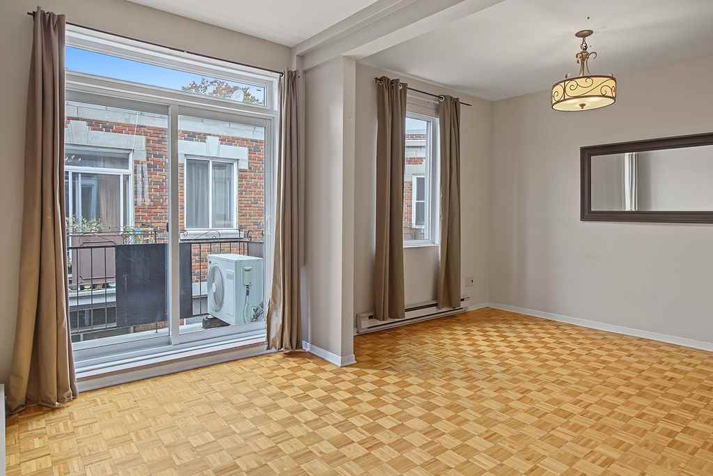 3611 Boulevard Décarie #300 - Photo 3 of 11