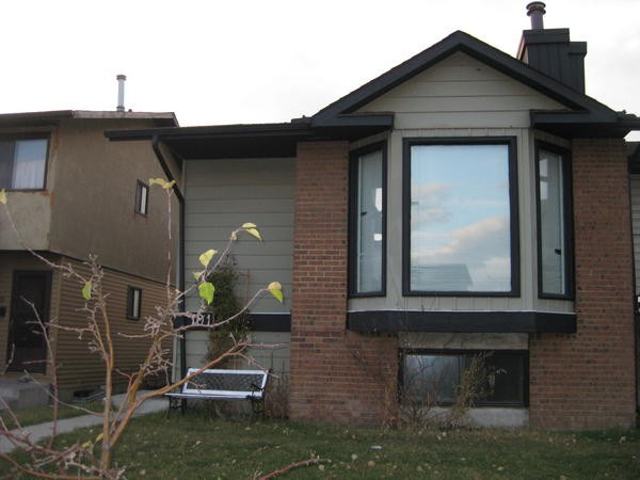 2 Bedroom in Falconridge
