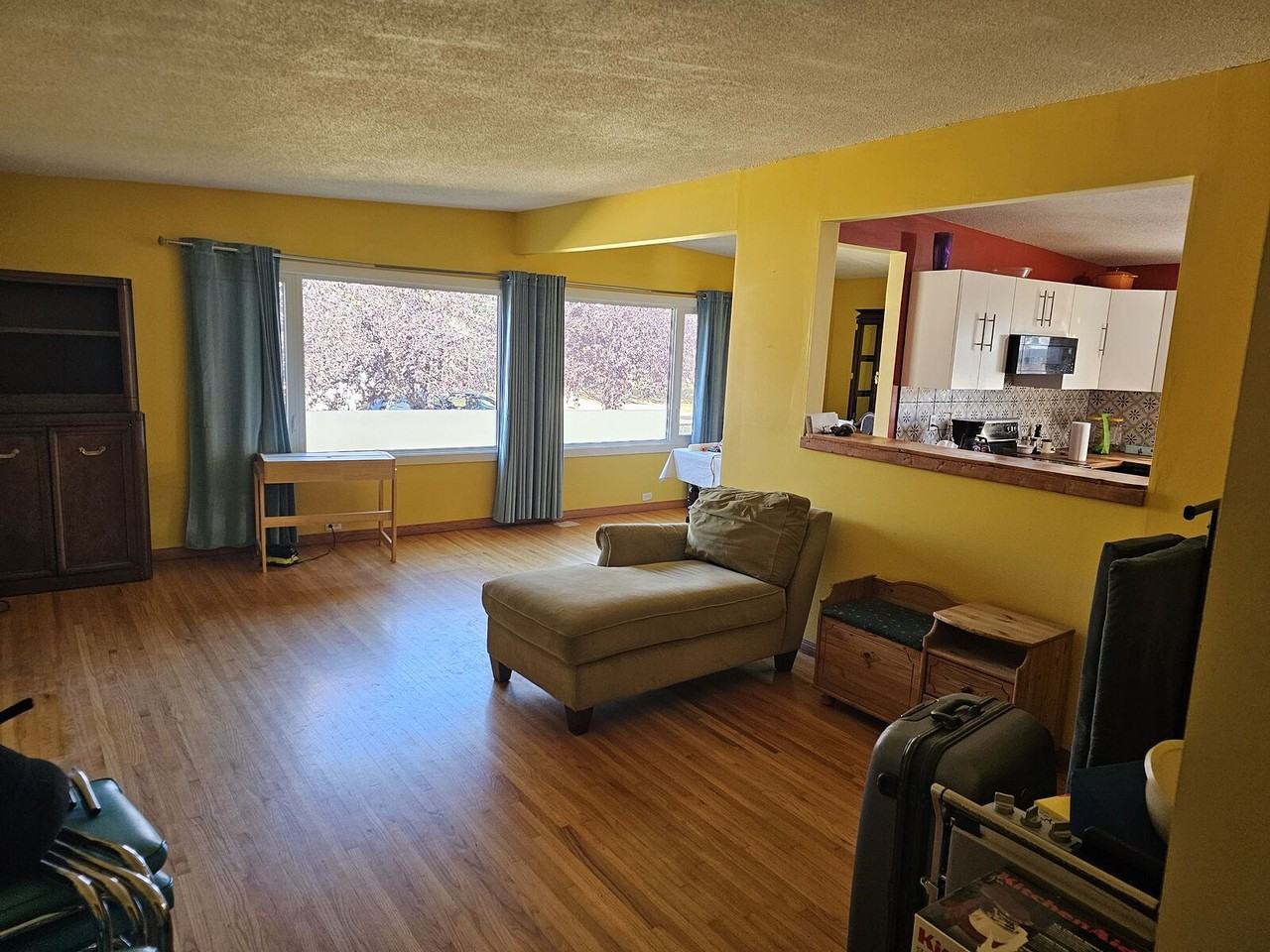 4907 Marlborough Dr Ne - Photo 2 of 13