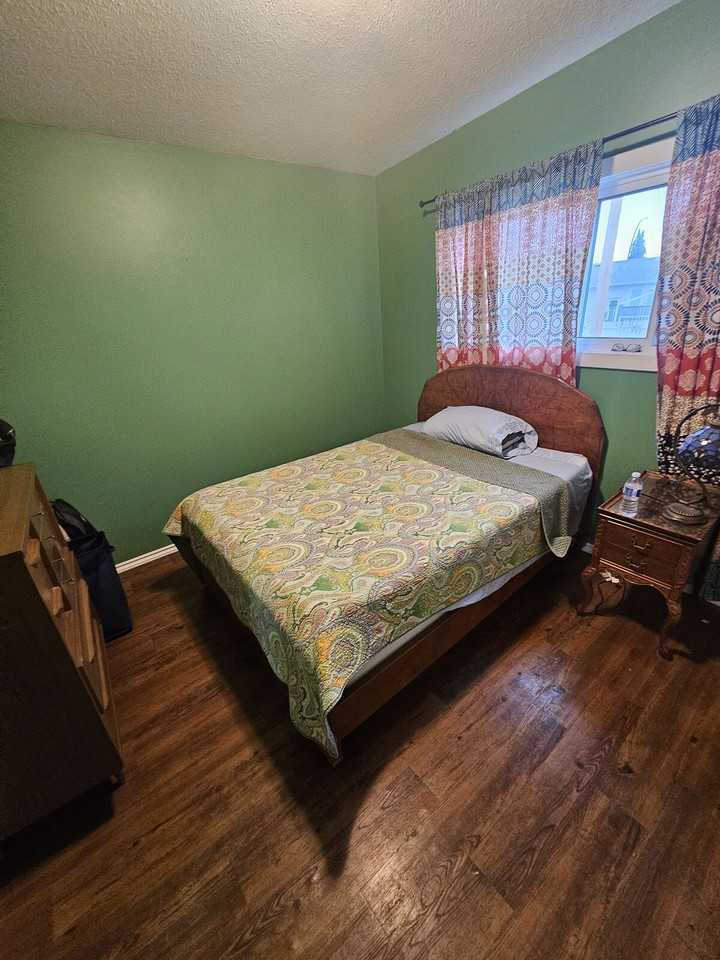 4907 Marlborough Dr Ne - Photo 3 of 13