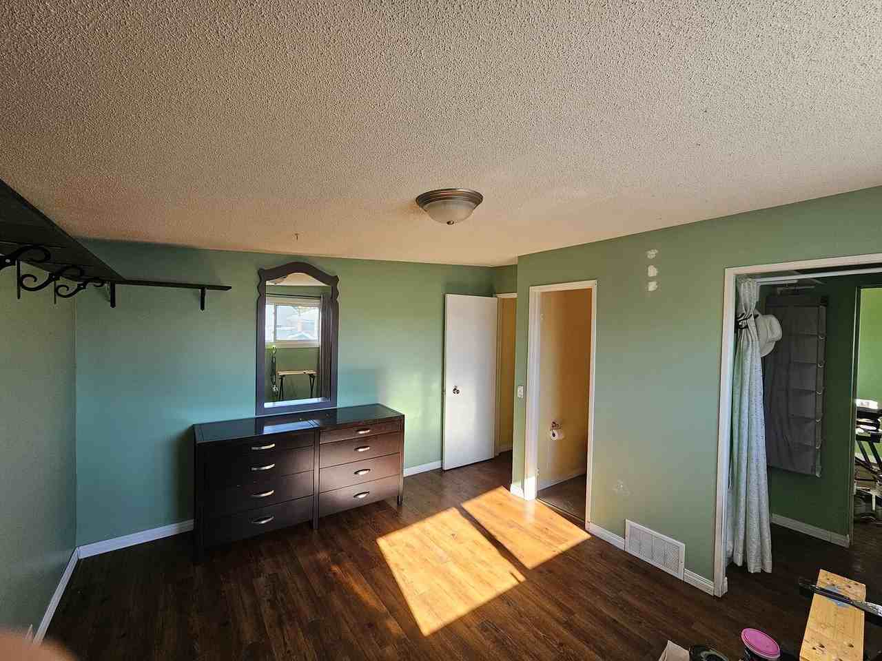 4907 Marlborough Dr Ne - Photo 6 of 13