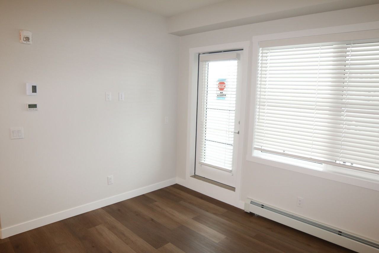 114 -114 Wolf Hollow Cres Se - Photo 4 of 20