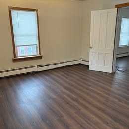 443 N Perry St #2 - Photo 3 of 7