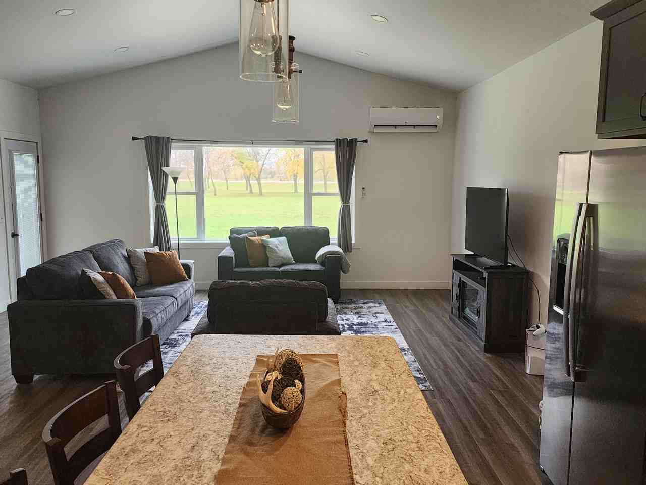 800 Elm Dr #NA - Photo 5 of 15