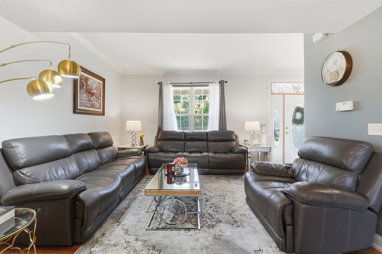 1060 Kufrin Way #1060 - Photo 4 of 23