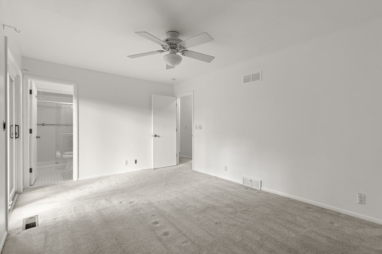 3128 Lindenwood Dr #38 - Photo 6 of 19