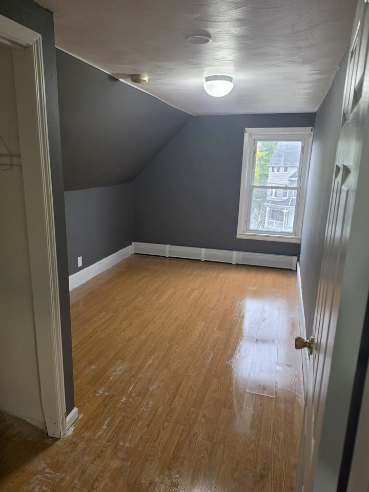 297 Main St #3 - Photo 3 of 9