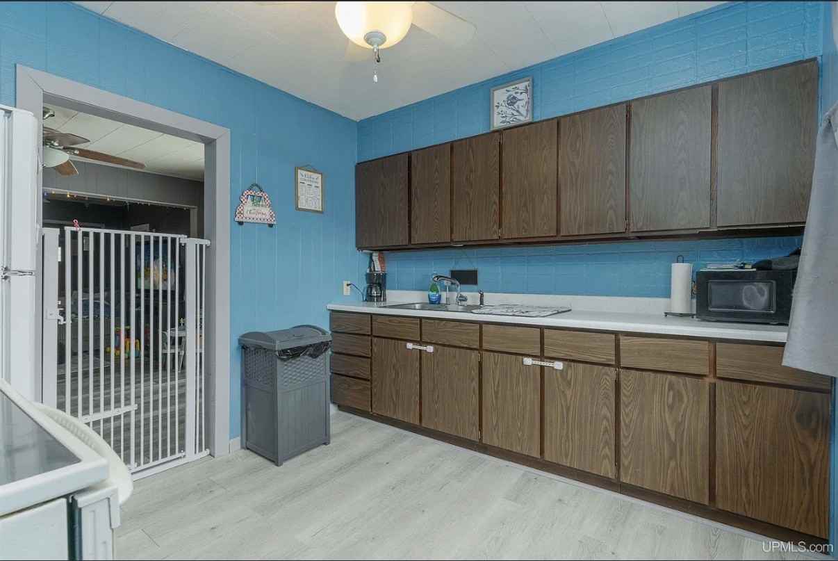 615 Wilson Ave #NA - Photo 2 of 12