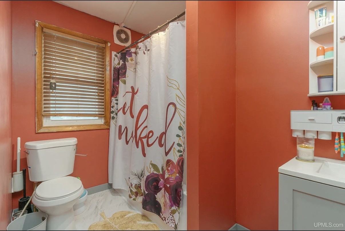 615 Wilson Ave #NA - Photo 5 of 12