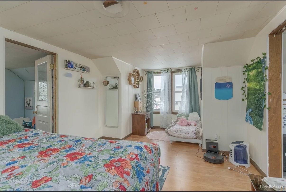 615 Wilson Ave #NA - Photo 6 of 12