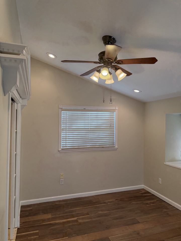 16417 Se County Road 234 #NA - Photo 5 of 47