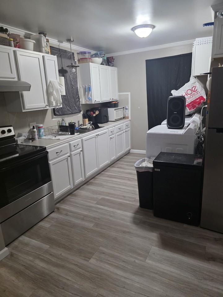 1435 Scotia St #A - Photo 5 of 5