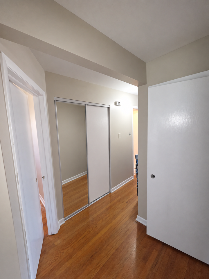 381 Yates Ave #1 - Photo 3 of 7