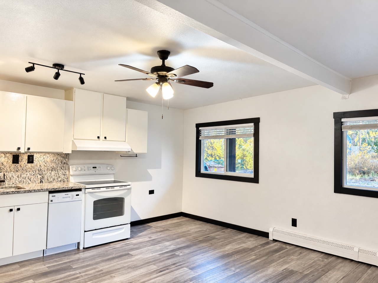 510 Main St #3 - Photo 3 of 19