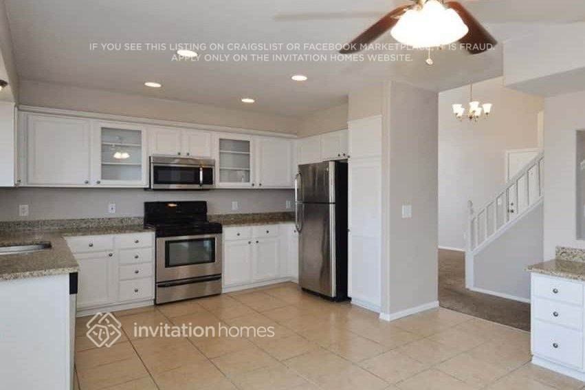 17163 Silver Mound Ln - Photo 5 of 12