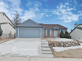 featured image of 19662 E Bethany Dr