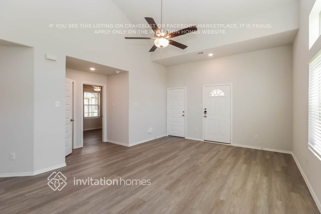 25027 Aconite Ln - Photo 5 of 25
