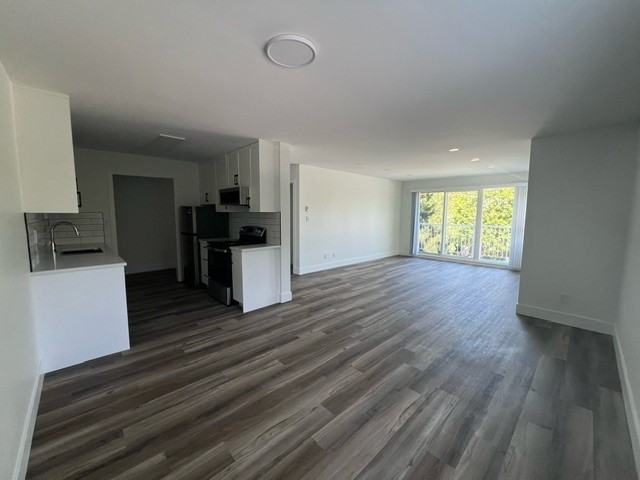 Cumberland Park Apartments - Photo 7 of 50