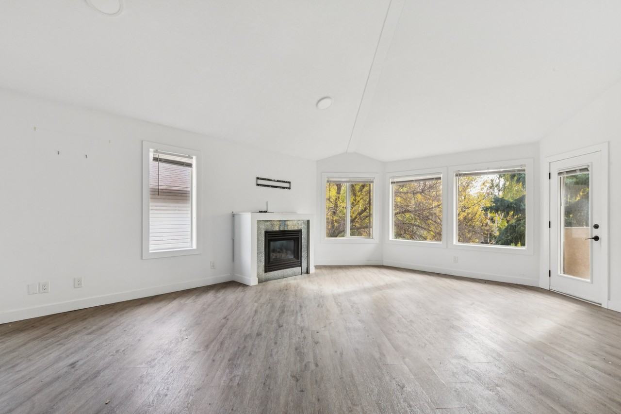 Oliver Court - Photo 5 of 20