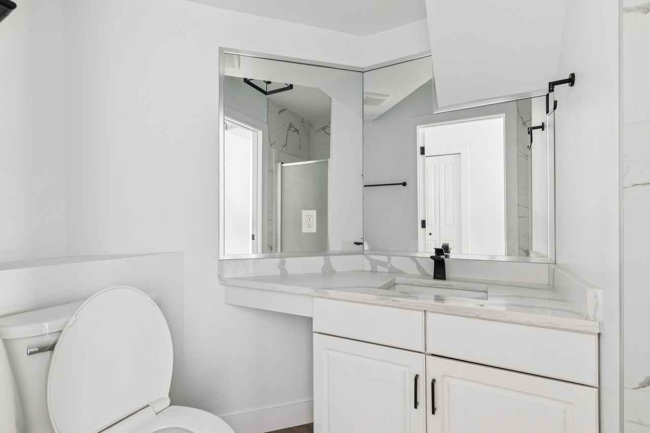 Oliver Court - Photo 6 of 20