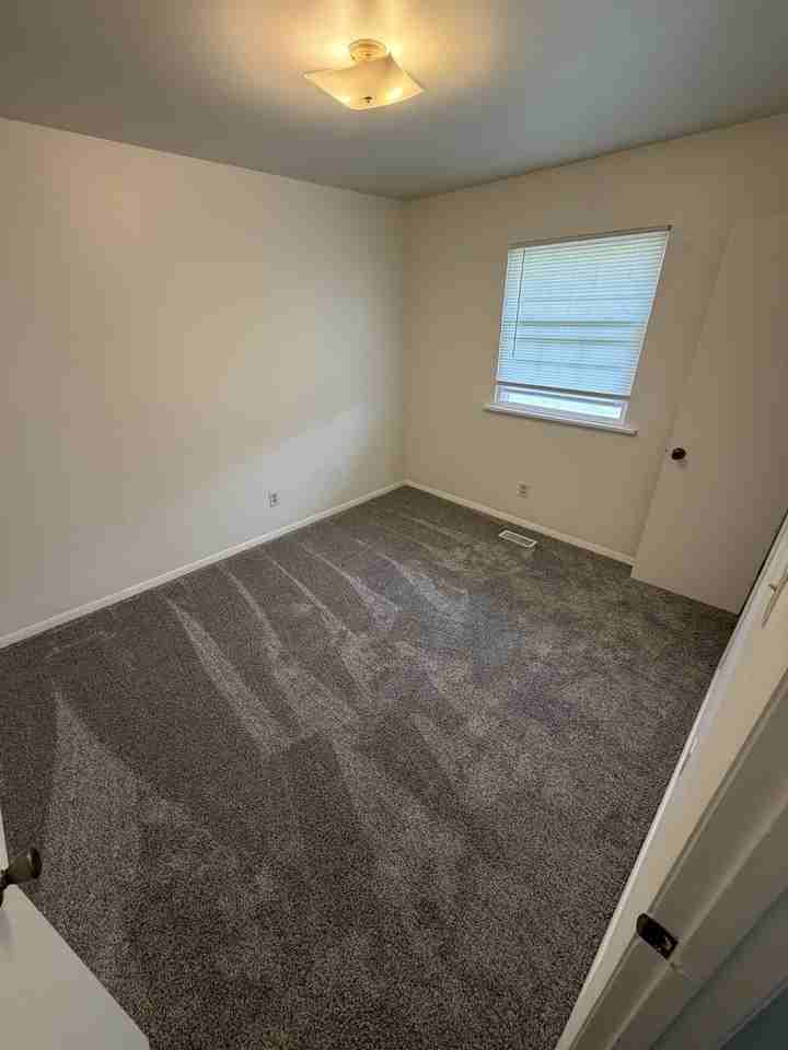 1112 N Boeke Rd #1 - Photo 7 of 7