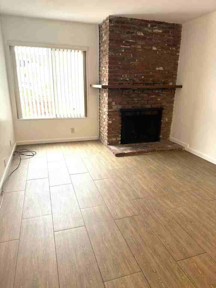 116 Quincy Ave #A - Photo 2 of 12
